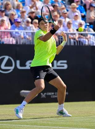 26th June 2025; Devonshire Park, Eastbourne, East Sussex, England; Lexus International Eastbourne, Day 4; Jakub Mensik (CZE) plays a forehand shot against Alejandro Davidovich Fokina (ESP)  ActionPlus12805680 HongboxChen