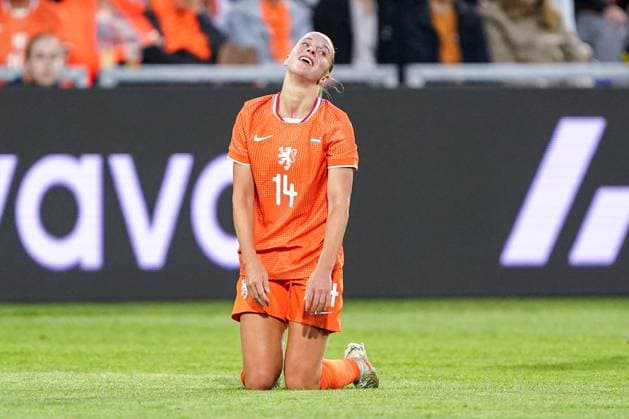 2025-06-26 Netherlands v Finland - Women s International Friendly, Länderspiel, Nationalmannschaft Match KOOI STADION, NETHERLANDS - JUNE 26: Jackie Groenen of the Netherlands looks dejected during the Women s International Friendly Match match between Netherlands and Finland at Leeuwarden on June 26, 2025 in Kooi Stadion, Netherlands. Kooi Stadion Leeuwarden Netherlands Content not available for redistribution in The Netherlands directly or indirectly through any third parties. Copyright: xAndrexWeeningx