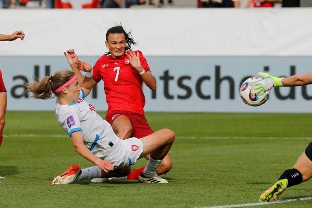 Women Switzerland Czech Republic Riola Xhemaili Switzerland scores to make it 1 0 26 06 2025 Winterthur, SWITZERLAND, Soccer Women Friendly Switzerland Czech Republic Riola Xhemaili Switzerland scores to make it 1 0