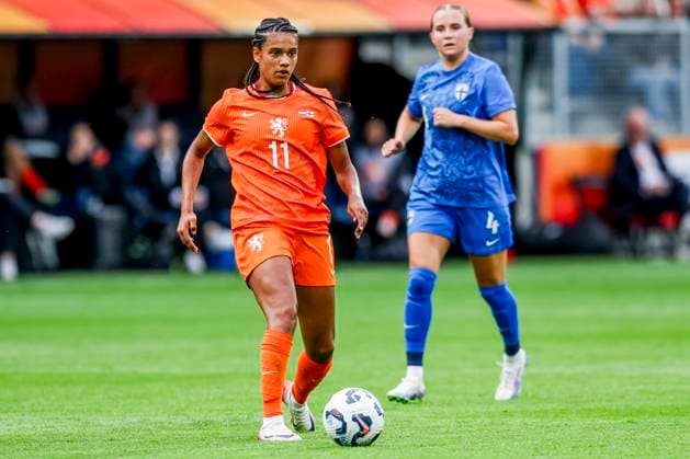 Esmee Brugts of the Netherlands passes the ball Netherlands v Finland, , Netherlands v Finland, Kooi Stadion, June 26, 2025, Leeuwarden, Netherlands.