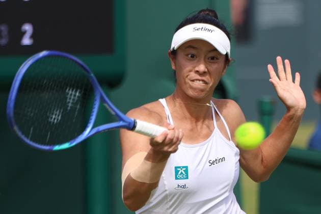 June 26, 2025, London, Celestynow, England: ENA SHIBAHARA of Japan during the match against L. Fruhvirtova of Czech Republic in the third round of qualification of Championships 2025 at Wimbledon AELTC in London. London England - ZUMAc278 20250626_zsp_c278_028 Copyright: xMarcinxCholewinskix