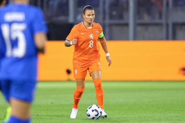 Fußball, Frauen, Länderspiel, Niederlande - Finnland LEEUWARDEN , 26-06-2025 , Kooi Stadium , season 2025 2026 , friendly football , Netherlands - Finland (women), Netherlands player Sherida Spitse Netherlands - Finland (women)  x29910304x Copyright:
