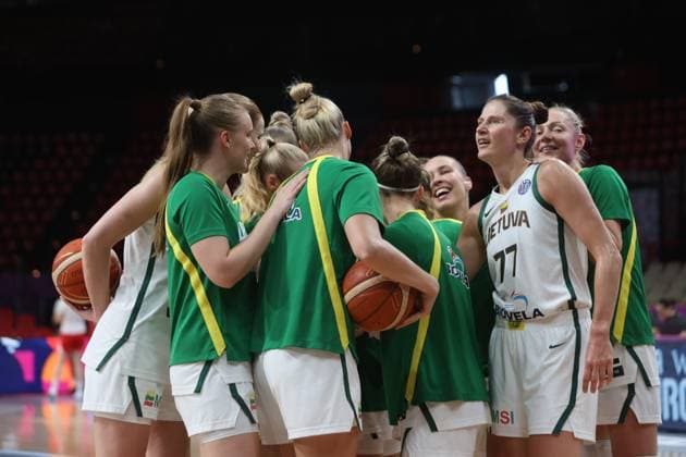 FIBA WOMEN S EUROBASKET 2025 Players of Lithuania react during the FIBA Women s EuroBasket 2025 CLASSIFICATION GAMES 5-8 basketball match between Lithuania and Czechia held at Peace and Friendship Stadium in Piraeus, Greece, on June 27, 2025. ONE INCH PRODUCTIONS PANAGIOTIS MOSCHANDREOU PIRAEUS Greece Copyright: xOnexInchxProductionsx 1IN_7351