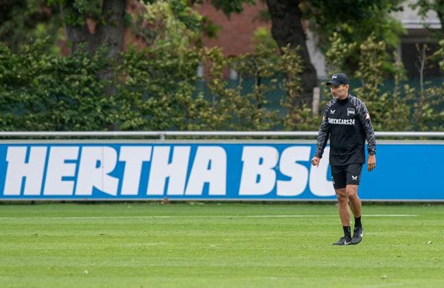Soccer, Men, Season 2025 26, 2 Bundesliga, Hertha BSC, Training, Coach Stefan Leitl Hertha BSC , 27 06 2025, Copyright: xSebastianxRäppold MatthiasxKochx