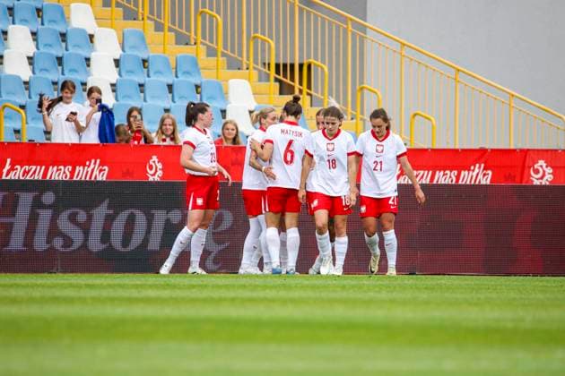 Fußball, Frauen, Länderspiel, Polen - Ukraine MIELEC, POLSKA 27.06.2025 PILKA NOZNA KOBIET MECZ TOWARZYSKI POLSKA - UKRAINA== FOOTBALL WOMENS FRIENDLY GAME MATCH POLAND - UKRAINE NZ Sylwia MATYSIK Klaudia JEDLINSKA Nadia KREZYMAN Paulina TOMASIAK RADOSC PO GOLU CELEBRATION AFTER GOAL FOT. JACEK STANISLAWEK 400mm.pl NEWSPIX.PL --- newspix.pl 