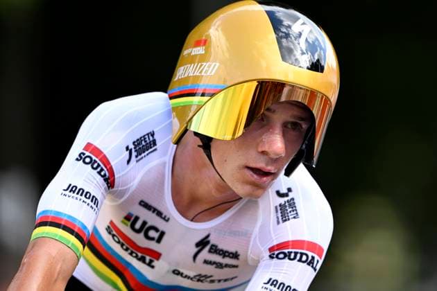 Belgian 2025 National Championship Brasschaat 27 06 2025 BRASSCHAAT, BELGIUM - JUNE 27 : Evenepoel Remco of Soudal - Quick-Step during the Men Elite Individual Time Trial of the Belgian National Championships 2025 xxrd edition an UCI National Championships cycling race of 10 km with start in Aaaaa and finish in Brasschaat on June 27, 2025 in Brasschaat, Belgium, 27 06 2025 Brasschaat Belgium  Copyright: xJanxDexMeuleneirx