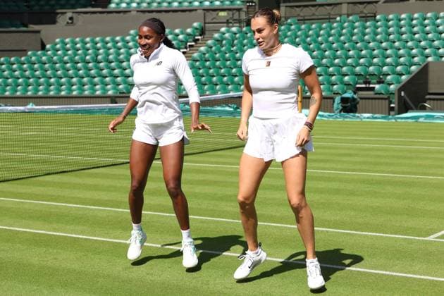June 27, 2025, London, Celestynow, England: COCO GAUFF of USA and ARYNA SABALENKA during dancing after the practice session before Championships 2025 at Wimbledon AELTC in London. London England - ZUMAc278 20250627_zsp_c278_013 Copyright: xMarcinxCholewinskix