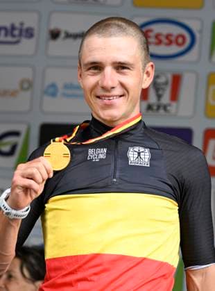 Belgian 2025 National Championship Brasschaat 27 06 2025 BRASSCHAAT, BELGIUM - JUNE 27 : Evenepoel Remco of Soudal - Quick-Step pictured during the podium ceremony of the Men Elite Individual Time Trial of the Belgian National Championships 2025 xxrd edition an UCI National Championships cycling race of 10 km with start in Aaaaa and finish in Brasschaat on June 27, 2025 in Brasschaat, Belgium, 27 06 2025 Brasschaat Belgium  Copyright: xJanxDexMeuleneirx