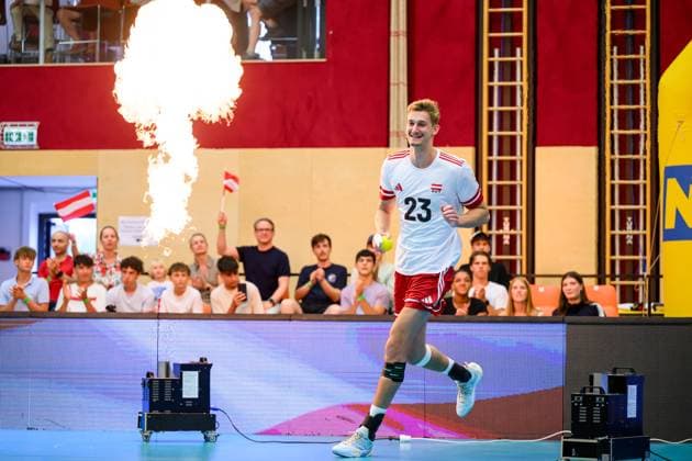 VOLLEYBALL - CEV Silver League AMSTETTEN,AUSTRIA,27.JUN.25 - VOLLEYBALL - CEV European Silver League, OEVV international match, Länderspiel, Nationalmannschaft Austria vs Sweden. Image shows Matthaeus Jurkovics (AUT).  GEPAxpictures xDanielaxMoser