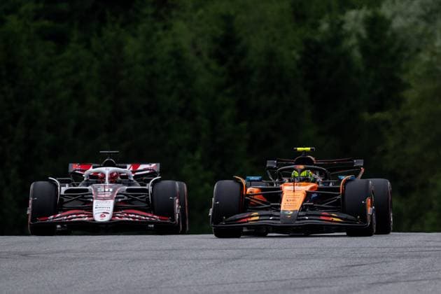 Lando Norris McLaren Formula 1 Team, Great Britain, 04 in MCL39, Esteban Ocon MoneyGram Haas F1 Team, France, 31 in VF 25, AUT, Formula 1 World Championship, MSC Cruises Grand Prix of Austria, Red Bull Ring Spielberg, Free Practice, 2025 season, 27 06 2025 AUT, Formula 1 World Championship, MSC Cruises Grand Prix of Austria, Red Bull Ring Spielberg, Free Practice, 2025 season, 27 06 2025 Spielberg Copyright: xEibner-Pressefoto Memmlerx EP_MMR