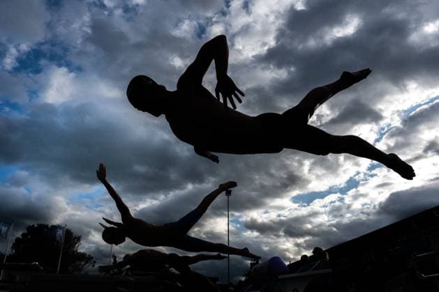 Sport Themen der Woche KW26 Sport Bilder des Tages 250627 Deltagare startar i simning under dag fyra av SM-veckan den 27 juni 2025 i Norrköping. *** 250627 Participants start in swimming during day four of the SM week on June 27, 2025 in Norrköping  Copyright: CARLxSANDIN BB250627CS118