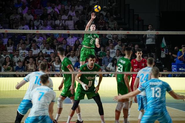 Volleyball, Nations League, Bulgarien - Slowenien Volleyball - FIVB Men s Volleyball Nations League - Bugaria - Slovenia - 27.06.2025 Asparuh Asparuhov in action during Mens Volleyball Nations League in Burgas, VNL Bulgaria Copyright: xYulianxTodorovx