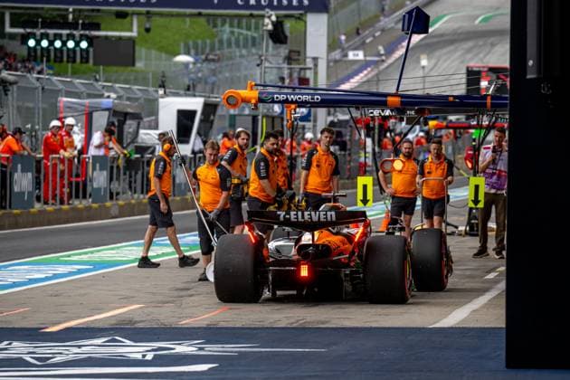 SPIELBERG, AUSTRIA: Oscar Piastri, racing for the McLaren F1 team during the 2025 Formula 1 Austrian Grand Prix at the Red Bull Ring in Spielberg, Austria