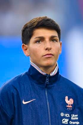 Grenoble, France June 27 Elisa De Almeida of France getting into the field prior to the Women s International Friendly match between France and Brazil at Stade des Alpes on June 27, 2025 in Grenoble, France Photo by Eurasia Sport Images Grenoble Stade des Alpes France Copyright: x x2025xEurasiaxSportxImagesx jp-en-EuSpIm-MA5_France_Brazil_27Jun2025_FR003