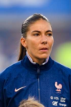 Grenoble, France June 27 Clara Mateo of France getting into the field prior to the Women s International Friendly match between France and Brazil at Stade des Alpes on June 27, 2025 in Grenoble, France Photo by Eurasia Sport Images Grenoble Stade des Alpes France Copyright: x x2025xEurasiaxSportxImagesx jp-en-EuSpIm-MA5_France_Brazil_27Jun2025_FR007