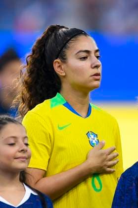 Grenoble, France June 27 Angelina Costantino of Brazil getting into the field prior to the Women s International Friendly match between France and Brazil at Stade des Alpes on June 27, 2025 in Grenoble, France Photo by Eurasia Sport Images Grenoble Stade des Alpes France Copyright: x x2025xEurasiaxSportxImagesx jp-en-EuSpIm-MA5_France_Brazil_27Jun2025_FR012