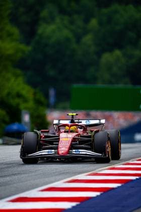 F1 2025: Austrian Grand Prix in Spielberg, Austria - 27 Jun 2025 Scuderia Ferrari HP F1 Team s English driver Lewis Hamilton is seen in action during the free practice one of the Formula 1 Austrian Grand Prix 2025 at the Redbull Ring. Spielberg Austria Copyright: xLucaxMartinix xSOPAxImagesx LMC00649