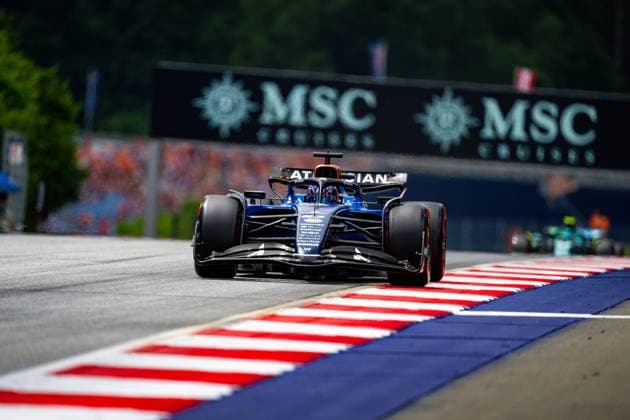 F1 2025: Austrian Grand Prix in Spielberg, Austria - 27 Jun 2025 Atlassian Williams Racing F1 Team s Thai driver Alex Albon is seen in action during the free practice one of the Formula 1 Austrian Grand Prix 2025 at the Redbull Ring. Spielberg Austria Copyright: xLucaxMartinix xSOPAxImagesx LMC00713