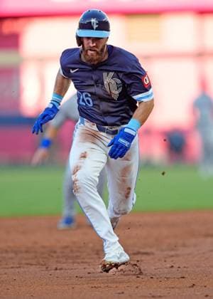 June 27, 2025: Kansas City Royals outfielder John Rave (26) advances to 3rd on a sacrifice against the Dodgers at Kauffman Stadium Kansas City, Missouri. CSM. Kansas City United States - ZUMAc04_ 20250627_zma_c04_007 Copyright: xJonxRobichaudx