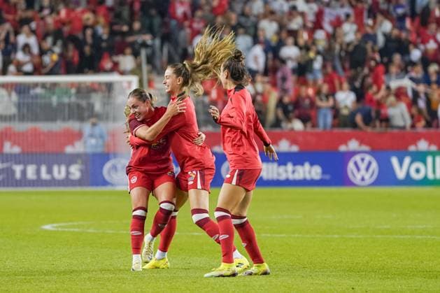 June 27, 2025, Toronto, Ontario, Canada: Emma Regan 25 of Canada and Jordyn Huitema 9 of Canada celebratecelebrate CanadaÃ¢â‚¬â ¢s victory after the International Women s Friendly match between Canada and Costa Rica at BMO Field. on June 27, 2025 in Toronto, Canada. Toronto Canada - ZUMAe321 20250627_zsa_e321_004 Copyright: xLeonardoxRamirezx