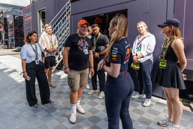 Elton German TV presenter as a guest at Red Bull Racing, Austrian Grand Prix, Motorsport, Formula 1, 2025 season, 28 06 2025 Austrian Grand Prix, Motorsport, Formula 1, 2025 season, 28 06 2025 Copyright: xEibner-Pressefoto AlexanderxNeisx EP_ANS