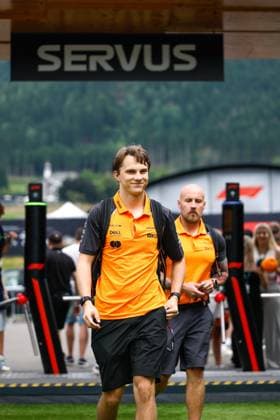 F1 - AUSTRIAN GRAND PRIX 2025 PIASTRI Oscar (aus), McLaren F1 Team MCL39, portrait during the Formula 1 MSC Cruises Austrian Grand Prix 2025, 11th round of the 2025 FIA Formula One World Championship, WM, Weltmeisterschaft from June 27 to 29, 2025 on the Red Bull Ring, in Spielberg, Austria - SpielbergAustria  Copyright: xDPPIx