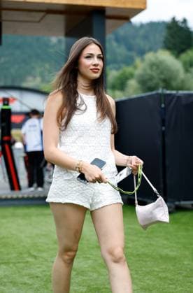 F1 - AUSTRIAN GRAND PRIX 2025 Lily Zneimer, girlfriend of PIASTRI Oscar (aus), McLaren F1 Team MCL39, portrait during the Formula 1 MSC Cruises Austrian Grand Prix 2025, 11th round of the 2025 FIA Formula One World Championship, WM, Weltmeisterschaft from June 27 to 29, 2025 on the Red Bull Ring, in Spielberg, Austria - SpielbergAustria  Copyright: xDPPIx
