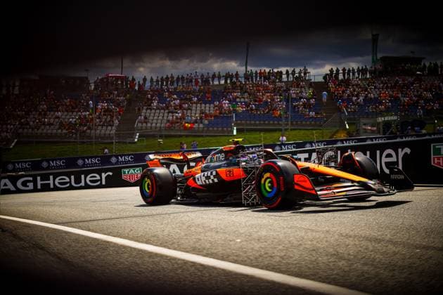 MOTORI - Formula 1 - MSC Cruises Austrian Grand Prix 2025 Alexander Dunne, (IE) reserve driver for McLaren Mercedes MCL39, during the Austrian GP, Spielberg 26-29 June 2025, Red Bull Ring Formula 1 World Championship, WM, Weltmeisterschaft 2025. Austria Austria  Copyright: xIPAxSport ABACAx