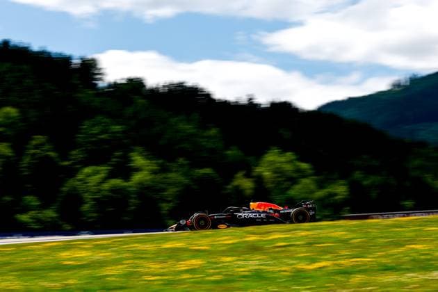 F1 - AUSTRIAN GRAND PRIX 2025 01 VERSTAPPEN Max (nld), Red Bull Racing RB21, action during the Formula 1 MSC Cruises Austrian Grand Prix 2025, 11th round of the 2025 FIA Formula One World Championship, WM, Weltmeisterschaft from June 27 to 29, 2025 on the Red Bull Ring, in Spielberg, Austria - SpielbergAustria  Copyright: xDPPIx