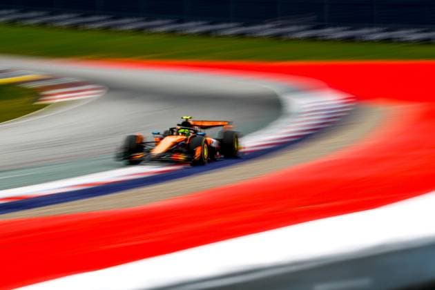 F1 - AUSTRIAN GRAND PRIX 2025 04 NORRIS Lando (gbr), McLaren F1 Team MCL39, action during the Formula 1 MSC Cruises Austrian Grand Prix 2025, 11th round of the 2025 FIA Formula One World Championship, WM, Weltmeisterschaft from June 27 to 29, 2025 on the Red Bull Ring, in Spielberg, Austria - SpielbergAustria  Copyright: xDPPIx