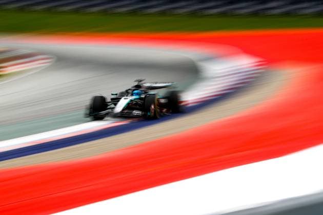 F1 - AUSTRIAN GRAND PRIX 2025 63 RUSSELL George (gbr), Mercedes AMG F1 Team W16, action during the Formula 1 MSC Cruises Austrian Grand Prix 2025, 11th round of the 2025 FIA Formula One World Championship, WM, Weltmeisterschaft from June 27 to 29, 2025 on the Red Bull Ring, in Spielberg, Austria - SpielbergAustria  Copyright: xDPPIx