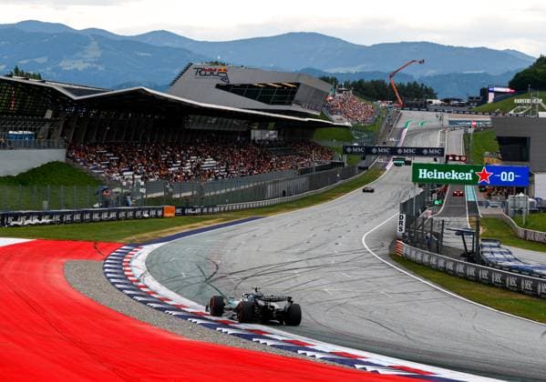 F1 - AUSTRIAN GRAND PRIX 2025 63 RUSSELL George (gbr), Mercedes AMG F1 Team W16, action during the Formula 1 MSC Cruises Austrian Grand Prix 2025, 11th round of the 2025 FIA Formula One World Championship, WM, Weltmeisterschaft from June 27 to 29, 2025 on the Red Bull Ring, in Spielberg, Austria - SpielbergAustria  Copyright: xDPPIx