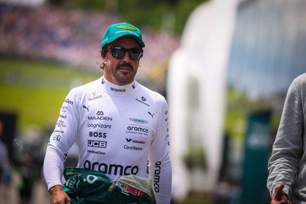 MOTORI - Formula 1 - MSC Cruises Austrian Grand Prix 2025 14 Fernando Alonso, (ESP) Aramco Aston Martin Mercedes AMR25, during the Austrian GP, Spielberg 26-29 June 2025, Red Bull Ring Formula 1 World Championship, WM, Weltmeisterschaft 2025. Austria Austria  Copyright: xIPAxSport ABACAx