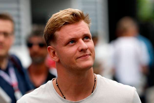 28 06 2025, xsvx, Motorsport FIA Formula 1, Grand Prix of Austria v l Mick Schumacher FIA REGULATIONS PROHIBIT ANY USE OF PHOTOGRAPHS as IMAGE SEQUENCES and or QUASI VIDEO Zeltweg Spielberg