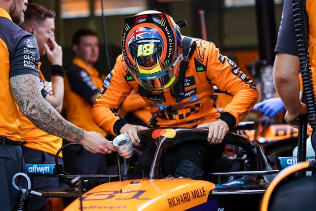 F1 - AUSTRIAN GRAND PRIX 2025 PIASTRI Oscar (aus), McLaren F1 Team MCL39, portrait during the Formula 1 MSC Cruises Austrian Grand Prix 2025, 11th round of the 2025 FIA Formula One World Championship, WM, Weltmeisterschaft from June 27 to 29, 2025 on the Red Bull Ring, in Spielberg, Austria - SpielbergAustria  Copyright: xXavixBonillax