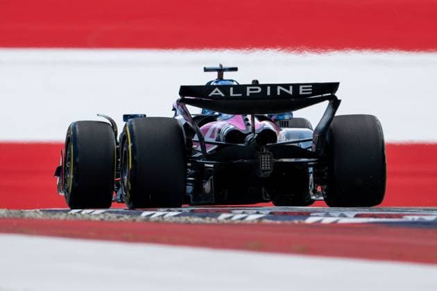 Pierre Gasly BWT Alpine F1 Team, France, 10 in Alpine A525 from behind in front of painted flag flag on the asphalt in the finish curve curve 10, AUT, Formula 1 World Championship, MSC Cruises Grand Prix of Austria, Red Bull Ring Spielberg, Qualifying Day, 2025 season, 28 06 2025 AUT, Formula 1 World Championship, MSC Cruises Grand Prix of Austria, Red Bull Ring Spielberg, Qualifying Day, 2025 season, 28 06 2025 Spielberg Copyright: xEibner-Pressefoto Memmlerx EP_MMR