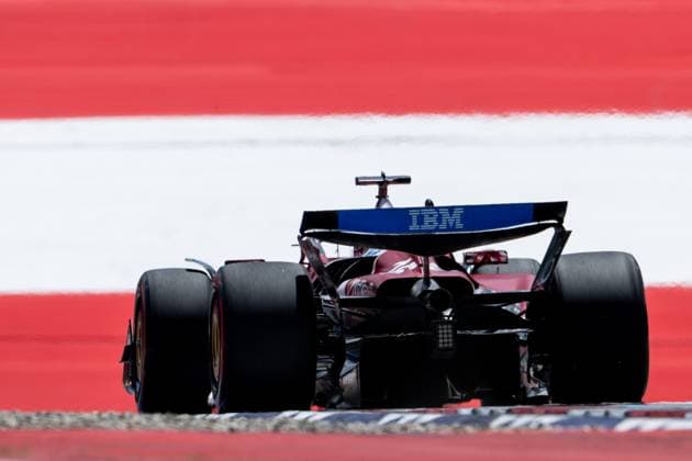 Charles Leclerc Scuderia Ferrari HP, Monaco, 16 in SF 25 from behind in front of painted flag flag on the asphalt in the finish curve curve 10, AUT, Formula 1 World Championship, MSC Cruises Grand Prix of Austria, Red Bull Ring Spielberg, Qualifying Day, 2025 season, 28 06 2025 AUT, Formula 1 World Championship, MSC Cruises Grand Prix of Austria, Red Bull Ring Spielberg, Qualifying Day, 2025 season, 28 06 2025 Spielberg Copyright: xEibner-Pressefoto Memmlerx EP_MMR