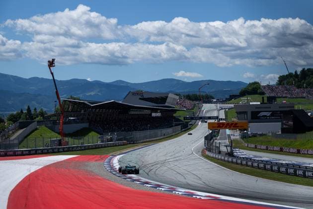 Lance Stroll Aston Martin Aramco F1 Team, Canada, 18 in AMR25 in the last corner with a view of the start-finish straight and Alpine panorama, AUT, Formula 1 World Championship, MSC Cruises Grand Prix of Austria, Red Bull Ring Spielberg, Qualifying Day, 2025 season, 28 06 2025 AUT, Formula 1 World Championship, MSC Cruises Grand Prix of Austria, Red Bull Ring Spielberg, Qualifying Day, 2025 season, 28 06 2025 Spielberg Copyright: xEibner-Pressefoto Memmlerx EP_MMR