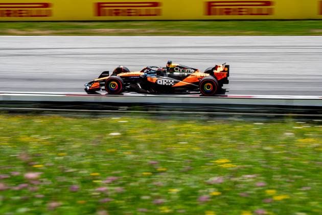 F1 - AUSTRIAN GRAND PRIX 2025 81 PIASTRI Oscar (aus), McLaren F1 Team MCL39, action during the Formula 1 MSC Cruises Austrian Grand Prix 2025, 11th round of the 2025 FIA Formula One World Championship, WM, Weltmeisterschaft from June 27 to 29, 2025 on the Red Bull Ring, in Spielberg, Austria - SpielbergAustria  Copyright: xALBERTOxVIMERCATIx