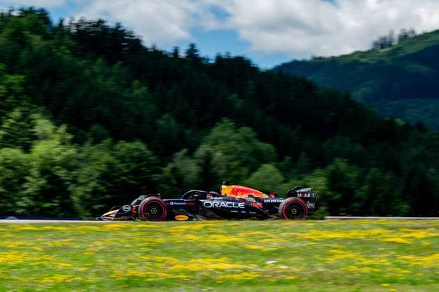 F1 - AUSTRIAN GRAND PRIX 2025 01 VERSTAPPEN Max (nld), Red Bull Racing RB21, action during the Formula 1 MSC Cruises Austrian Grand Prix 2025, 11th round of the 2025 FIA Formula One World Championship, WM, Weltmeisterschaft from June 27 to 29, 2025 on the Red Bull Ring, in Spielberg, Austria - SpielbergAustria  Copyright: xALBERTOxVIMERCATIx