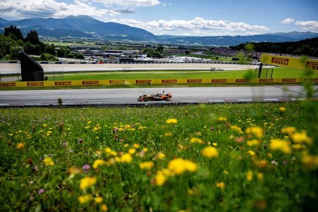 F1 - AUSTRIAN GRAND PRIX 2025 04 NORRIS Lando (gbr), McLaren F1 Team MCL39, action during the Formula 1 MSC Cruises Austrian Grand Prix 2025, 11th round of the 2025 FIA Formula One World Championship, WM, Weltmeisterschaft from June 27 to 29, 2025 on the Red Bull Ring, in Spielberg, Austria - SpielbergAustria  Copyright: xALBERTOxVIMERCATIx