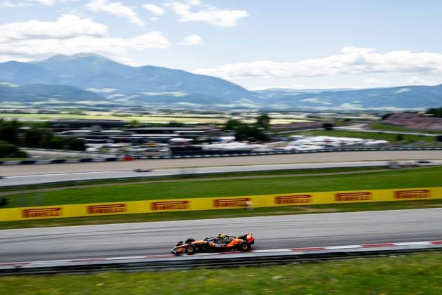 F1 - AUSTRIAN GRAND PRIX 2025 81 PIASTRI Oscar (aus), McLaren F1 Team MCL39, action during the Formula 1 MSC Cruises Austrian Grand Prix 2025, 11th round of the 2025 FIA Formula One World Championship, WM, Weltmeisterschaft from June 27 to 29, 2025 on the Red Bull Ring, in Spielberg, Austria - SpielbergAustria  Copyright: xALBERTOxVIMERCATIx