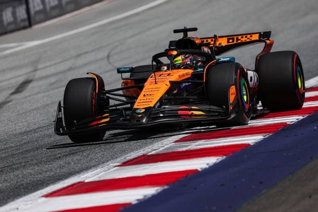 F1 - AUSTRIAN GRAND PRIX 2025 81 PIASTRI Oscar (aus), McLaren F1 Team MCL39, action during the Formula 1 MSC Cruises Austrian Grand Prix 2025, 11th round of the 2025 FIA Formula One World Championship, WM, Weltmeisterschaft from June 27 to 29, 2025 on the Red Bull Ring, in Spielberg, Austria - SpielbergAustria  Copyright: xANTONINxVINCENTx