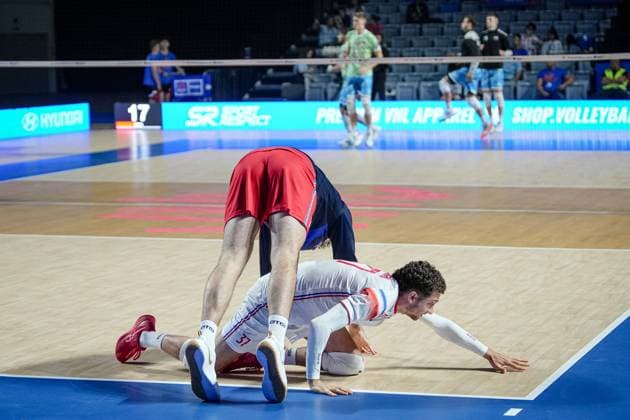 Volleyball - FIVB Men s Volleyball Nations League - Slovenia - France - 28.06.2025 Luca Ramon warms-up in a break during Mens Volleyball Nations League in Burgas, VNL Copyright: xYulianxTodorovx