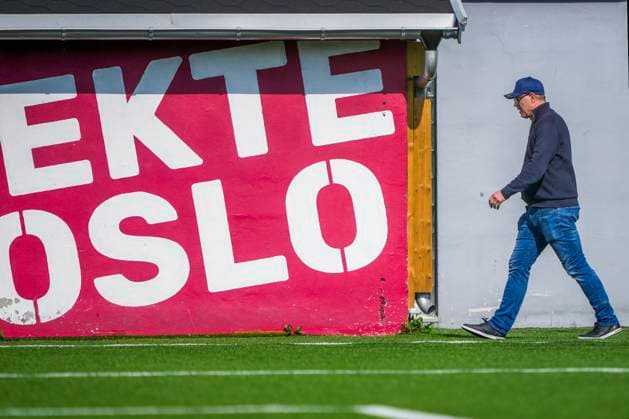 1 division in football 2025 Skeid Aalesund Oslo 20250628 Aalesunds coach Kjetil Rekdal on his way to the locker room during halftime of the 1 division football match between Skeid and Aalesund at Nordre Asen Photo Javad Parsa NTB Oslo Norway EDITORIAL USE ONLY RESTRICTED USE FOR BETTING COMPANIES  Copyright: xJavadxParsax xNTBx