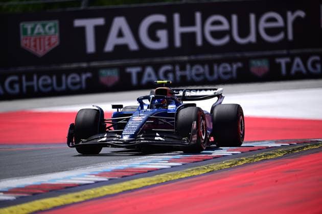 F1 Grand Prix of Austria - Qualifying Carlos Sainz of Williams Racing drives during qualifying for the 12th round of the Formula 1 World Championship, WM, Weltmeisterschaft at the Red Bull Ring in Spielberg, Styria, Austria, on June 28, 2025. Spielberg Styria Austria  Copyright: xAndreaxDiodatox originalFilename:diodato-formula1250628_np0e3.jpg