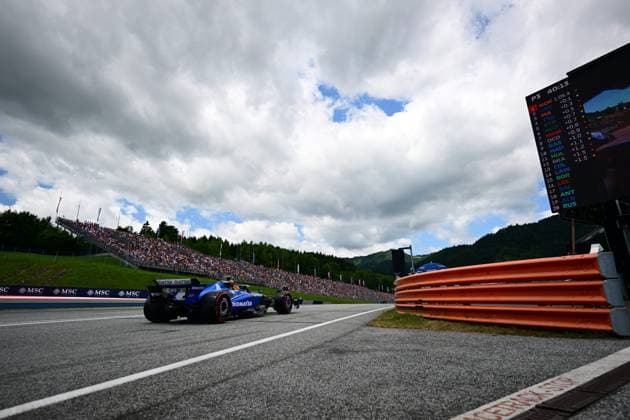 F1 Grand Prix of Austria - Qualifying Carlos Sainz of Williams Racing drives during qualifying for the 12th round of the Formula 1 World Championship, WM, Weltmeisterschaft at the Red Bull Ring in Spielberg, Styria, Austria, on June 28, 2025. Spielberg Styria Austria  Copyright: xAndreaxDiodatox originalFilename:diodato-formula1250628_npQ46.jpg