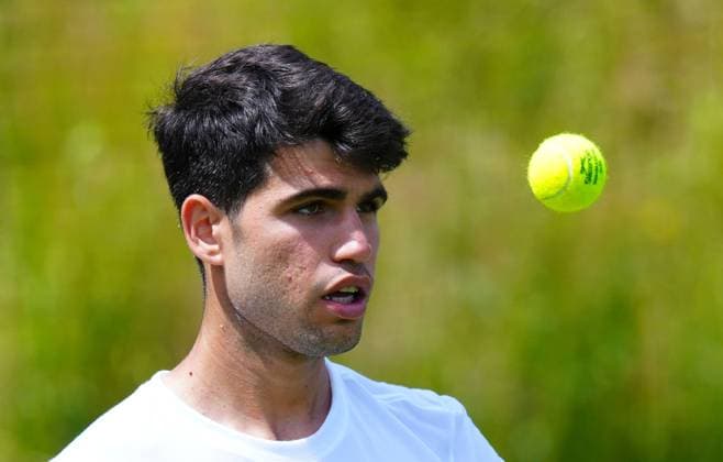 Carlos Alcaraz Wimbledon Tennis Championships, Saturday Practice, The All England Lawn Tennis and Croquet Club, London, UK - 28 Jun 2025London The All England Lawn Tennis and United Kingdom  Copyright: xJavierxGarcia Shutterstockx 15371374bb