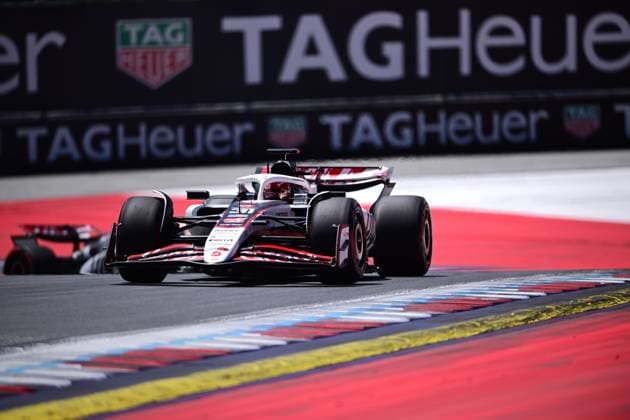 F1 Grand Prix of Austria - Qualifying Esteban Ocon of the Haas F1 Team drives during qualifying for the 12th round of the Formula 1 World Championship, WM, Weltmeisterschaft at the Red Bull Ring in Spielberg, Styria, Austria, on June 28, 2025. Spielberg Styria Austria  Copyright: xAndreaxDiodatox originalFilename:diodato-formula1250628_npmjV.jpg