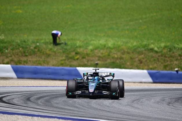 F1 Grand Prix of Austria - Qualifying George Russell of Mercedes-AMG Petronas drives during qualifying for the 12th round of the Formula 1 World Championship, WM, Weltmeisterschaft at the Red Bull Ring in Spielberg, Styria, Austria, on June 28, 2025. Spielberg Styria Austria  Copyright: xAndreaxDiodatox originalFilename:diodato-formula1250628_npn5D.jpg